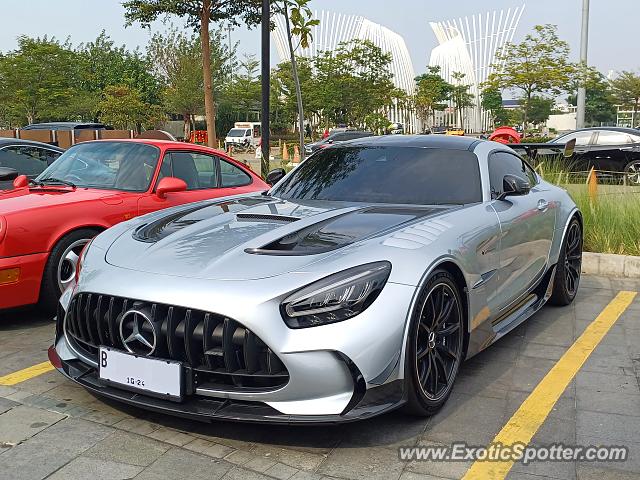 Mercedes AMG GT spotted in Jakarta, Indonesia