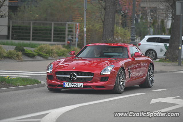 Mercedes SLS AMG spotted in Sopot, Poland