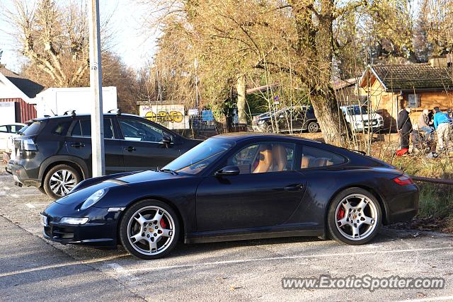 Porsche 911 spotted in Annecy, France
