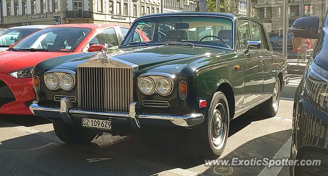 Rolls-Royce Silver Shadow spotted in Lachen, Switzerland