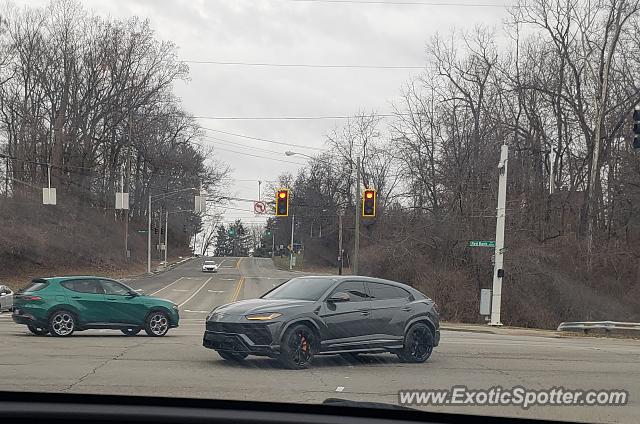 Lamborghini Urus spotted in Cincinnati, Ohio