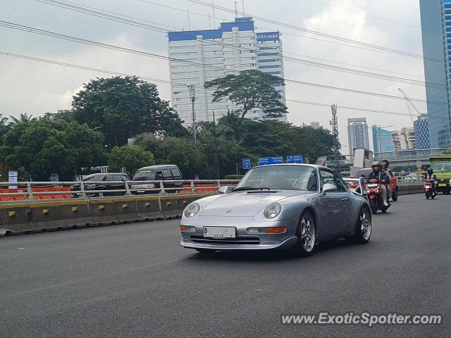 Porsche 911 spotted in Jakarta, Indonesia