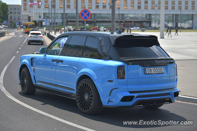 Rolls-Royce Cullinan spotted in Warsaw, Poland