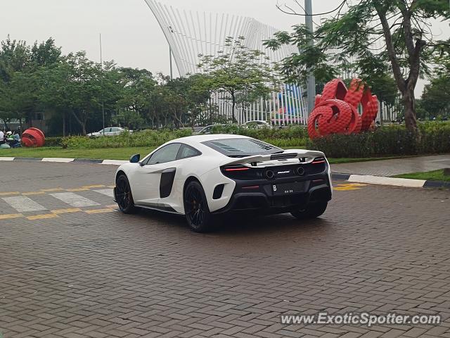 Mclaren 675LT spotted in Jakarta, Indonesia