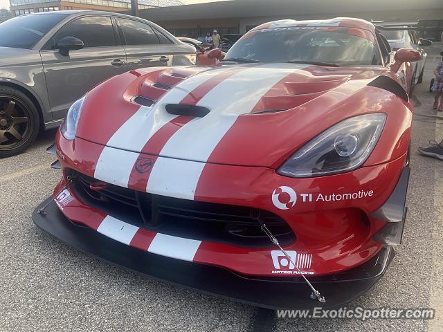 Dodge Viper spotted in Brookfield, Wisconsin