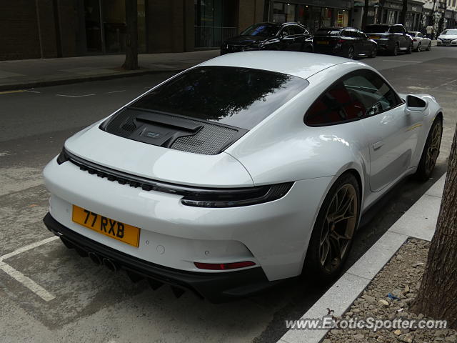 Porsche 911 GT3 spotted in London, United Kingdom