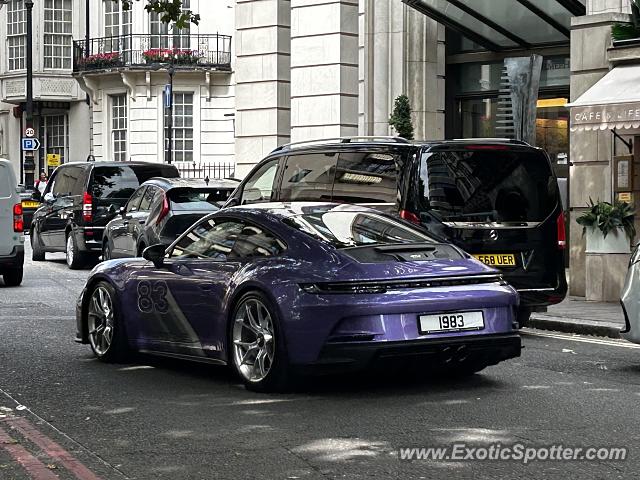 Porsche 911 GT3 spotted in London, United Kingdom