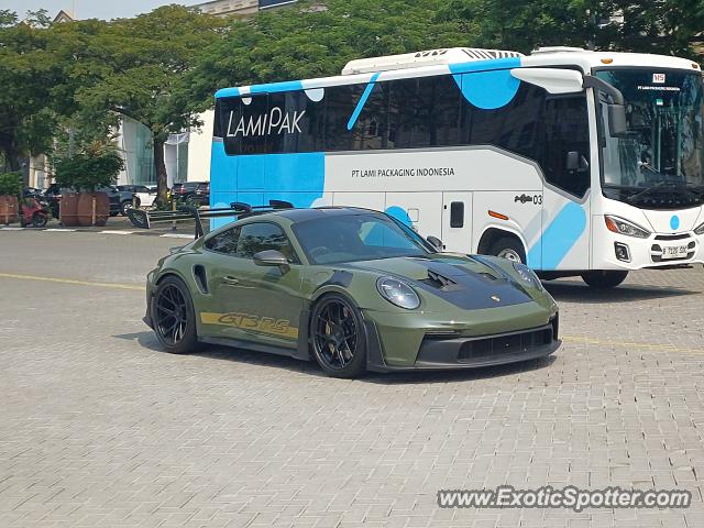 Porsche 911 GT3 spotted in Jakarta, Indonesia