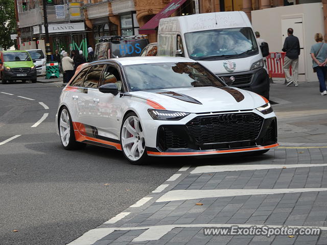 Audi R8 spotted in London, United Kingdom
