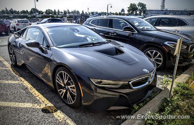 BMW I8 spotted in Montreal, Canada