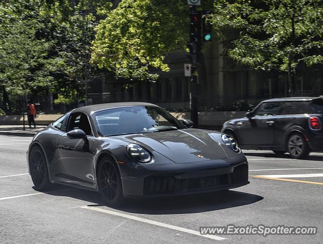 Porsche 911 spotted in Montreal, Canada