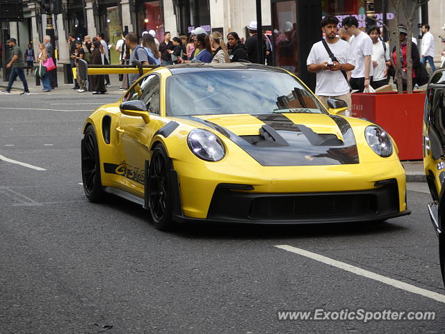 Porsche 911 GT3 spotted in London, United Kingdom