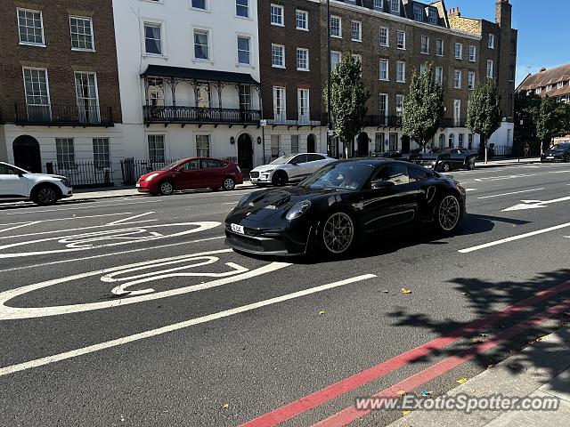 Porsche 911 GT3 spotted in London, United Kingdom