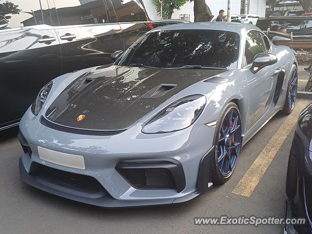 Porsche Cayman GT4 spotted in Jakarta, Indonesia