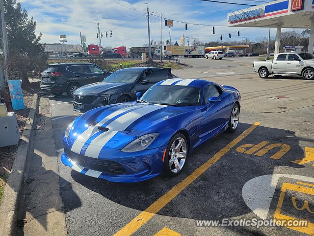 Dodge Viper spotted in London, Kentucky