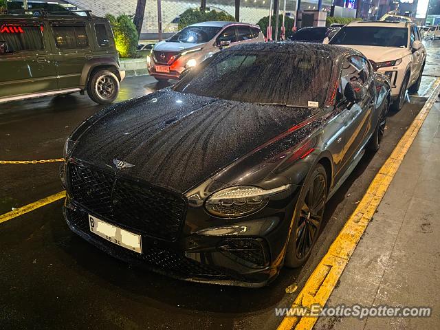 Bentley Continental spotted in Jakarta, Indonesia