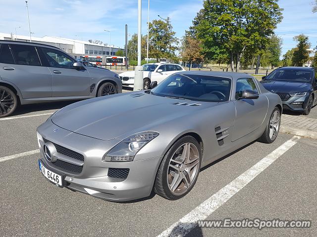 Mercedes SLS AMG spotted in Prague, Czech Republic