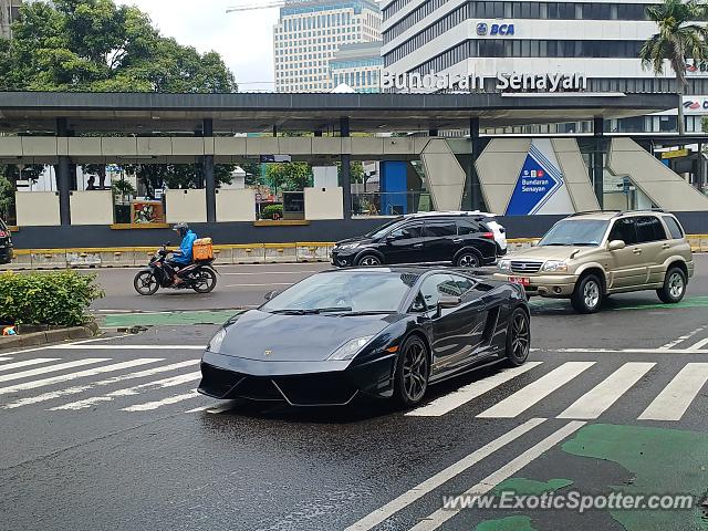 Lamborghini Gallardo spotted in Jakarta, Indonesia