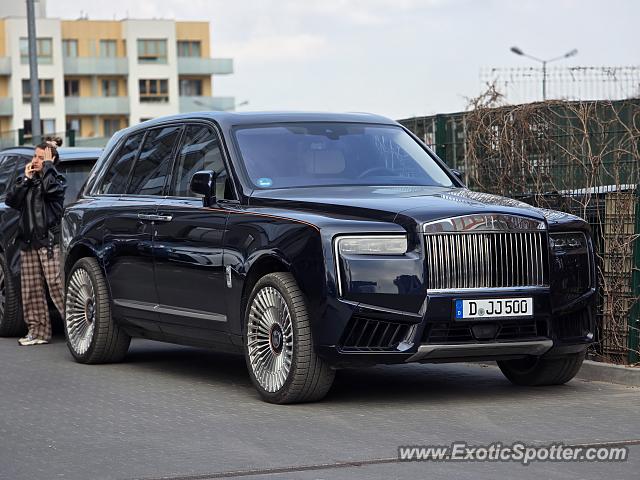 Rolls-Royce Cullinan spotted in Warsaw, Poland