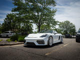 Porsche Cayman GT4