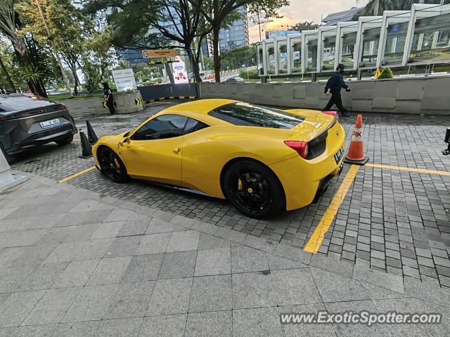 Ferrari 458 Italia spotted in Jakarta, Indonesia