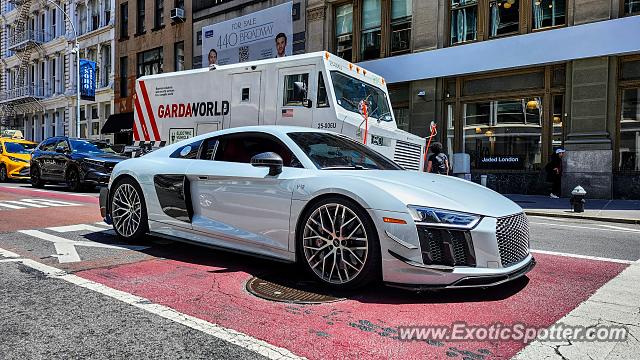 Audi R8 spotted in Manhattan, New York