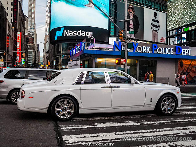 Rolls-Royce Phantom spotted in New York City, New York