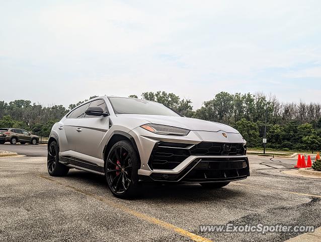 Lamborghini Urus spotted in Ashwaubenon, Wisconsin