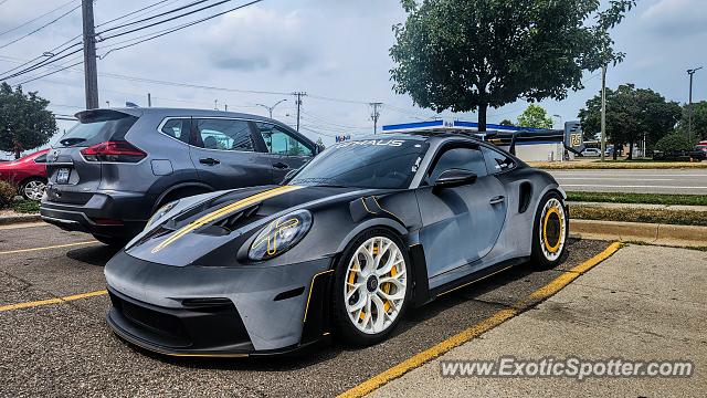Porsche 911 GT3 spotted in Birmingham, Michigan