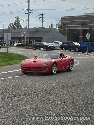 Dodge Viper spotted in Chesterfield, Missouri