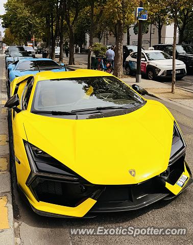 Lamborghini Aventador spotted in Paris, France