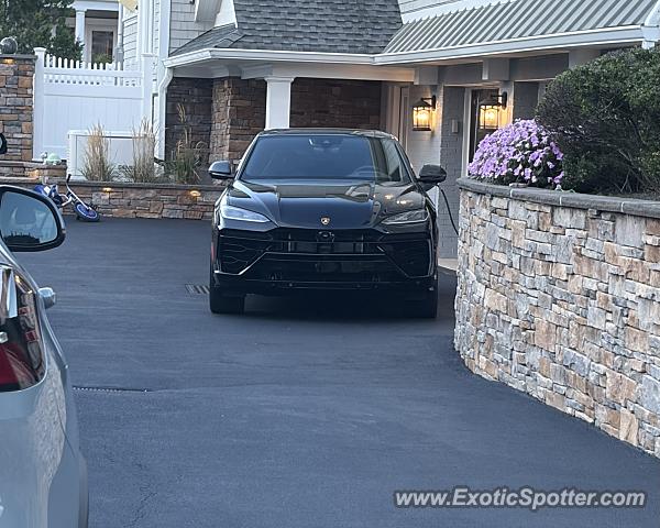 Lamborghini Urus spotted in Spring Lake, New Jersey