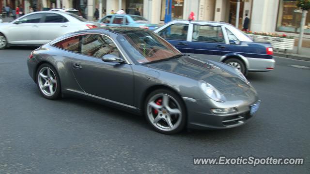 Porsche 911 spotted in SHANGHAI, China