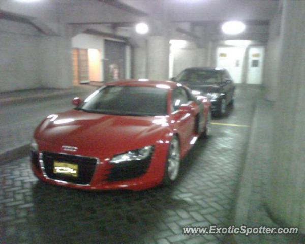 Audi R8 spotted in Lima, Peru