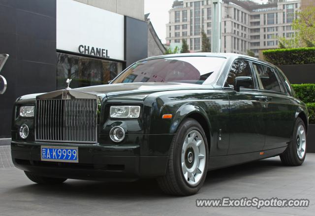 Rolls Royce Phantom spotted in Beijing, China