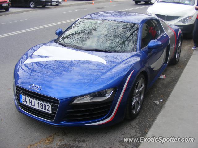 Audi R8 spotted in Istanbul, Turkey