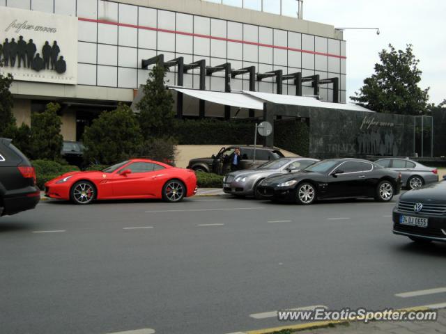 Ferrari California spotted in Istanbul, Turkey