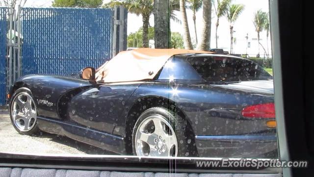 Dodge Viper spotted in Stuart, Florida