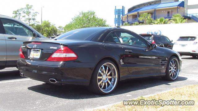 Mercedes SL600 spotted in Port St Lucie, Florida