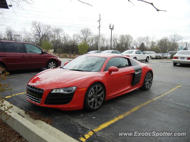 Audi R8 spotted in Barrington, Illinois