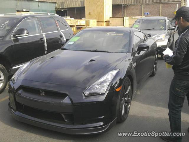 Nissan Skyline spotted in Lima, Peru