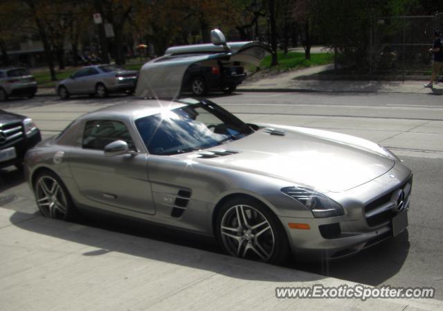 Mercedes SLS AMG spotted in Toronto, Canada