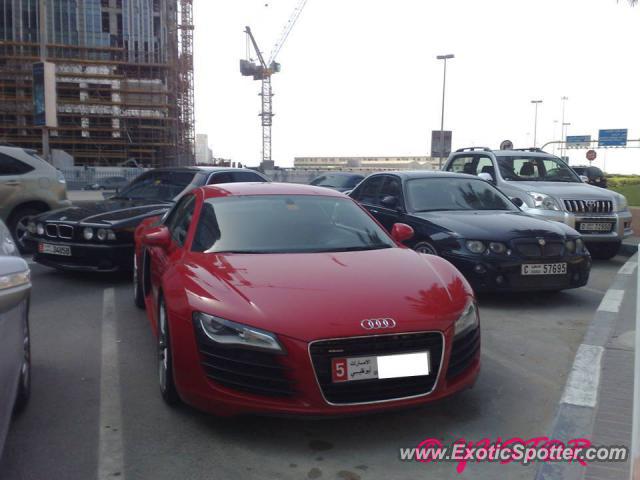 Audi R8 spotted in Abu Dhabi, United Arab Emirates