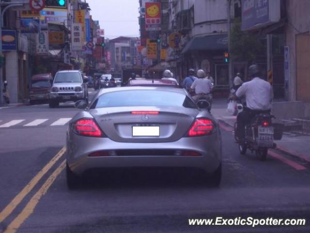 Mercedes SLR spotted in Taipei, Taiwan