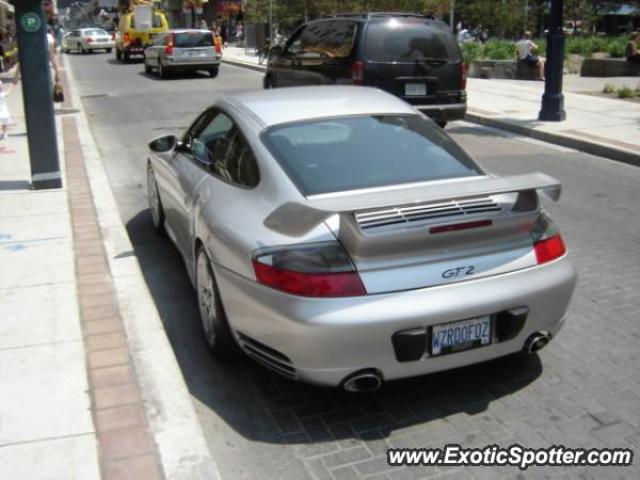 Porsche 911 GT2 spotted in Toronto, Canada