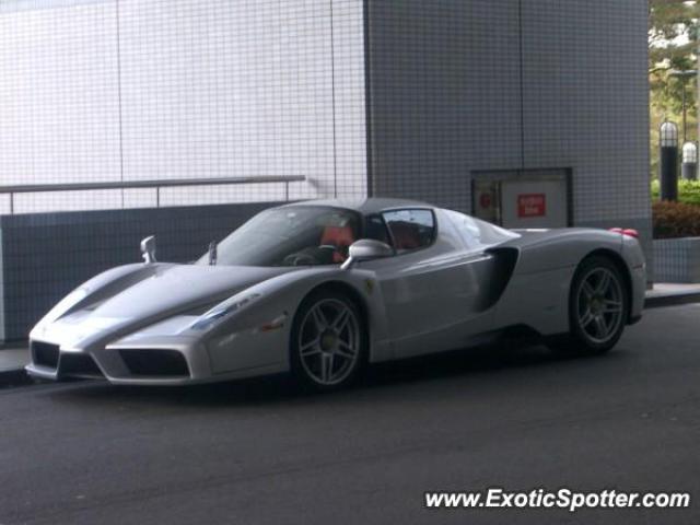 Ferrari Enzo spotted in Osaka, Japan