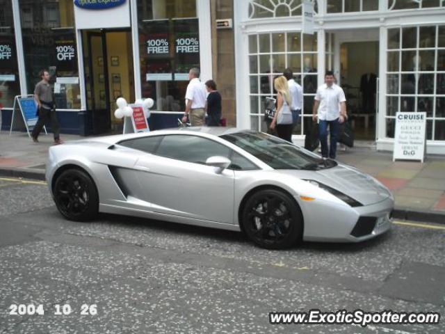 Lamborghini Gallardo spotted in Edinburgh, United Kingdom