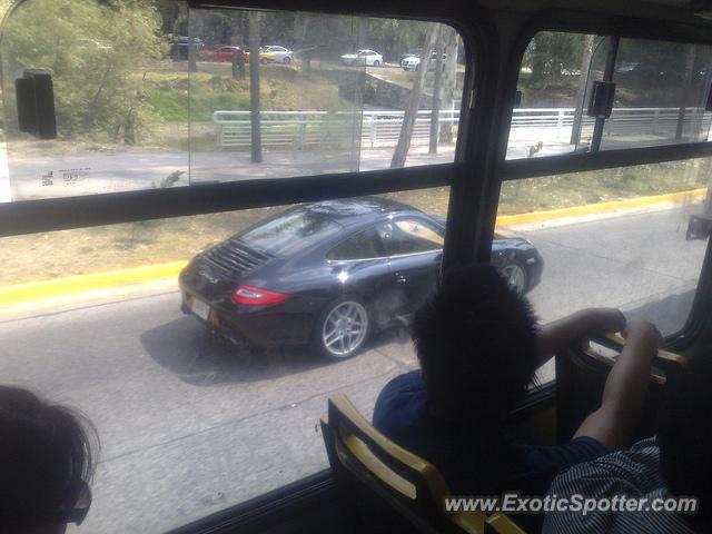 Porsche 911 spotted in Guadalajara, Mexico