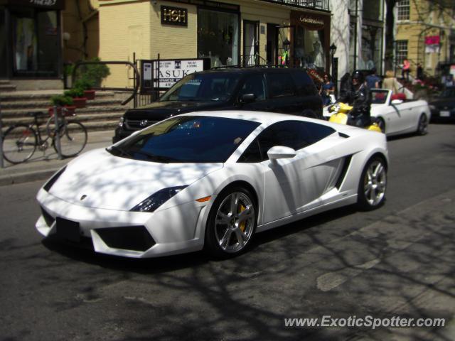 Lamborghini Gallardo spotted in Toronto, Canada