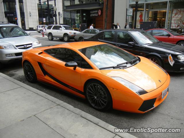 Lamborghini Gallardo spotted in Chicago, Illinois